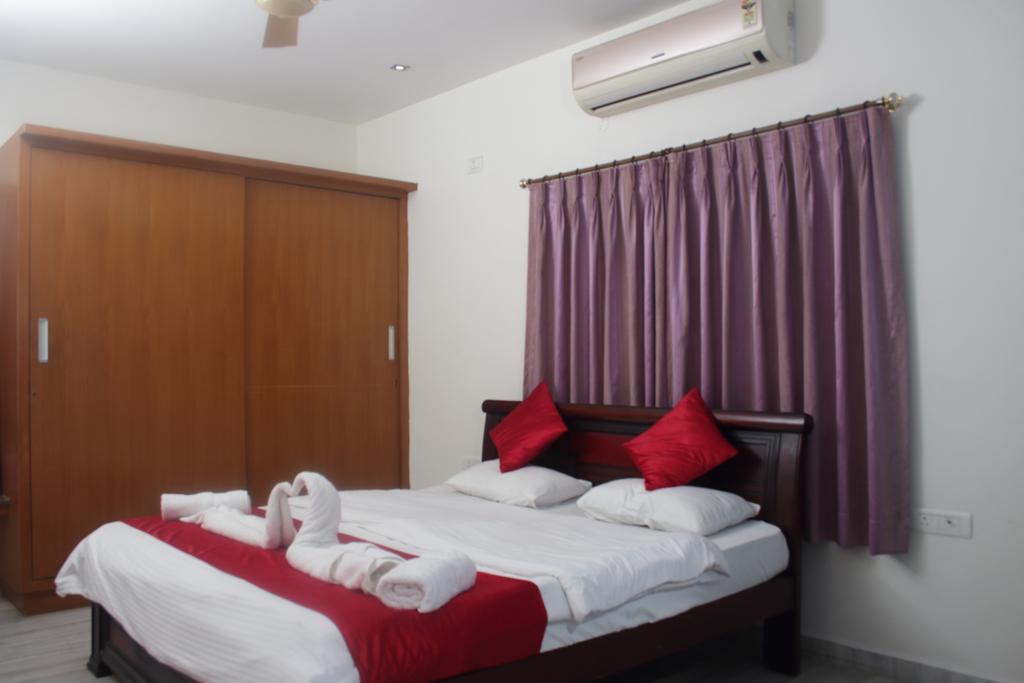 La Riviera Suites Hyderabad Exterior photo