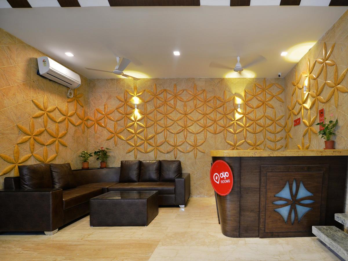 La Riviera Suites Hyderabad Exterior photo
