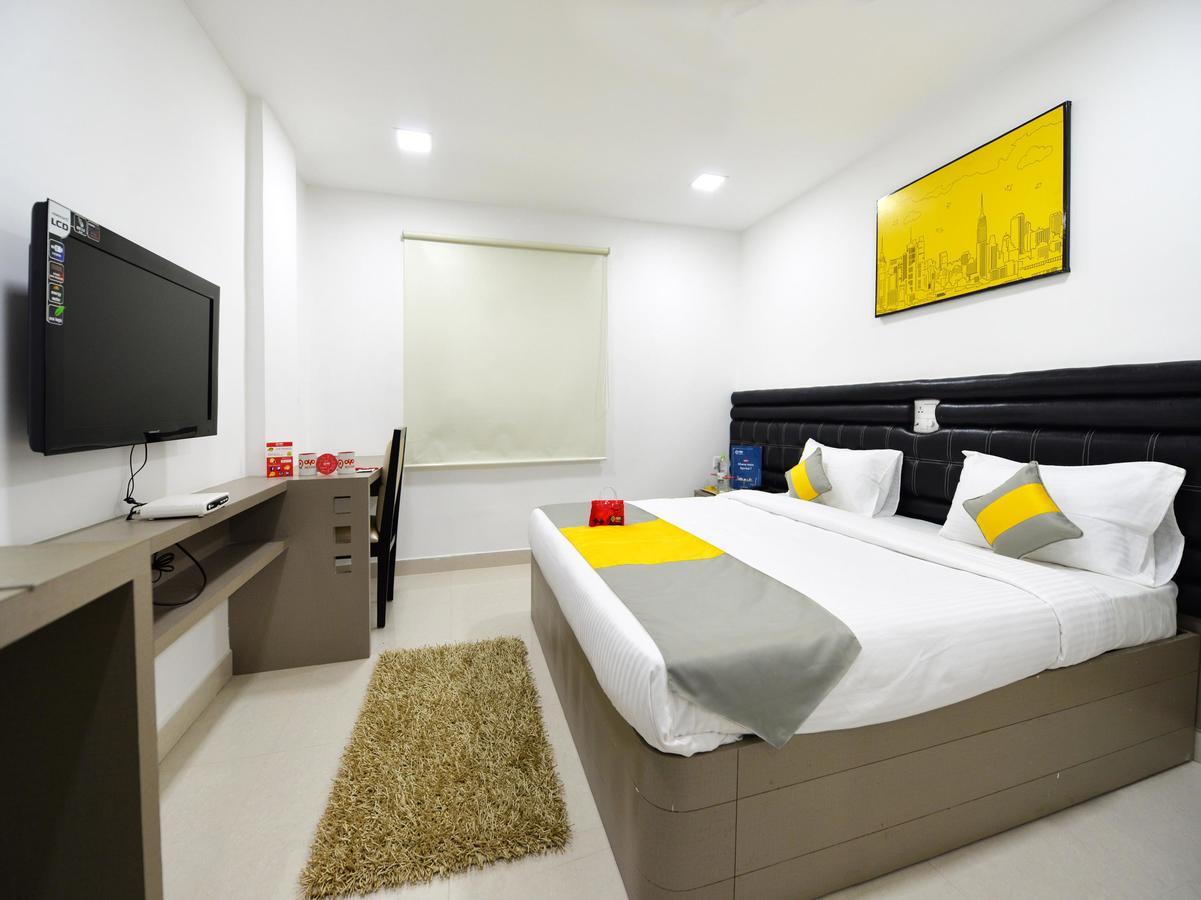 La Riviera Suites Hyderabad Exterior photo